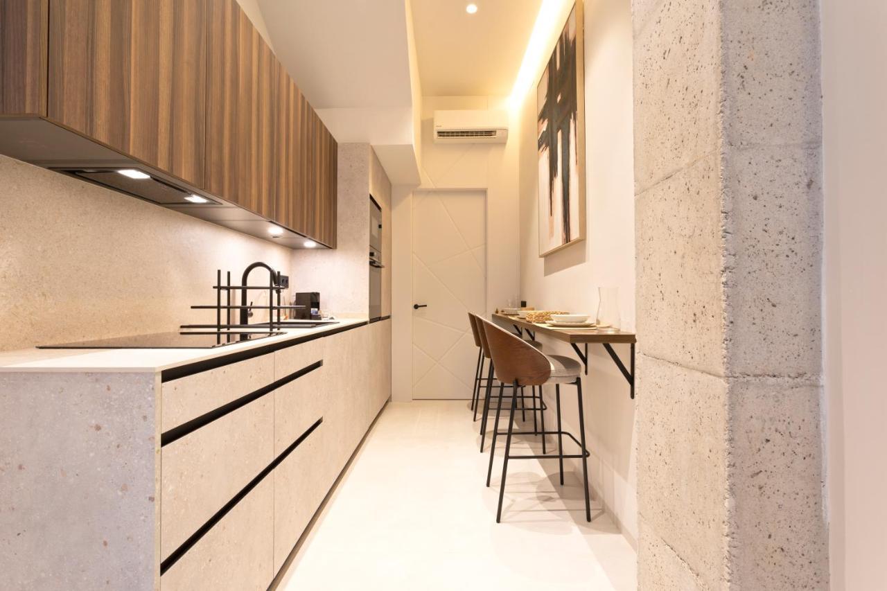 Magnificent Renovated 2Bd 2Bth Duplex With Backyard - City Centre Málaga Exterior foto