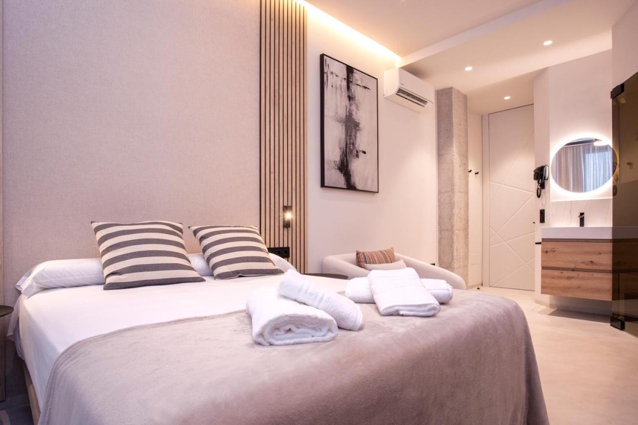 Magnificent Renovated 2Bd 2Bth Duplex With Backyard - City Centre Málaga Exterior foto