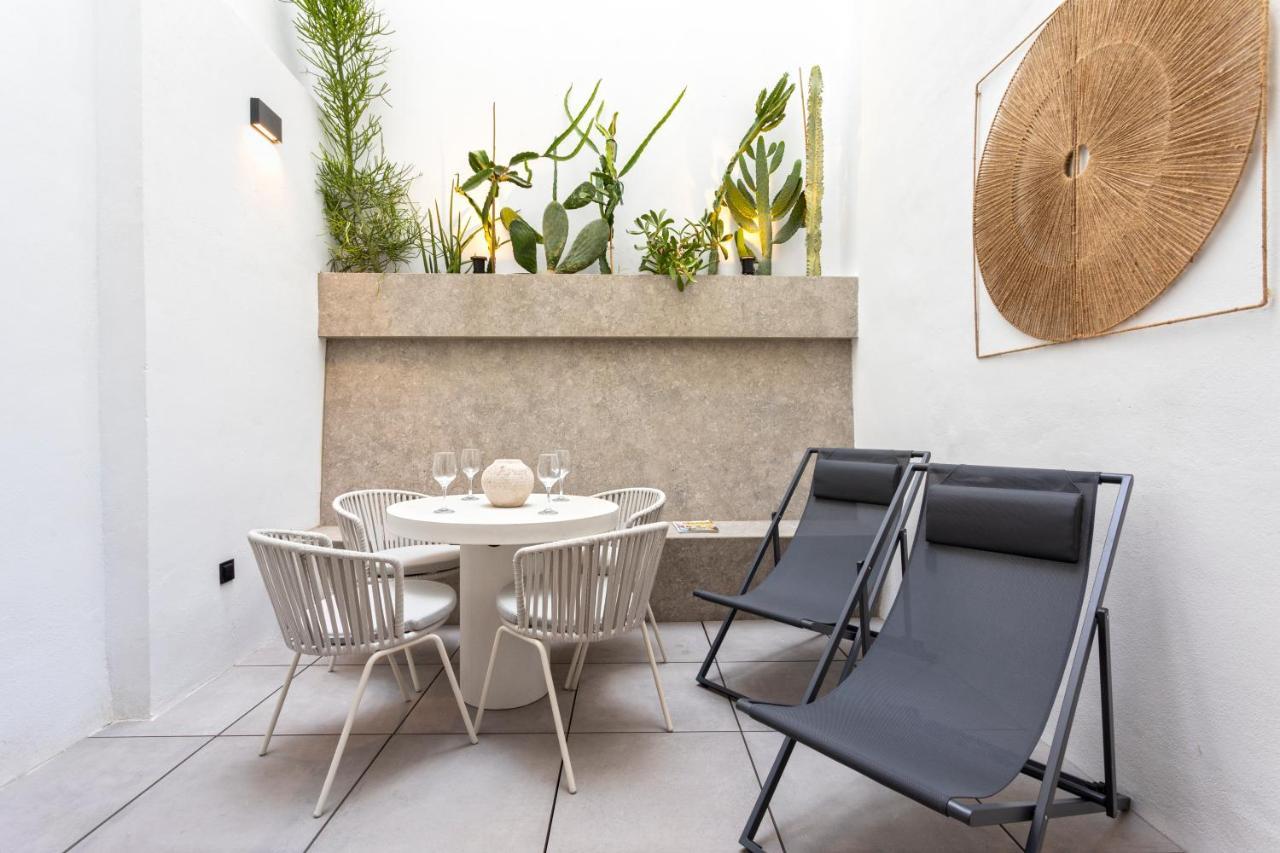Magnificent Renovated 2Bd 2Bth Duplex With Backyard - City Centre Málaga Exterior foto